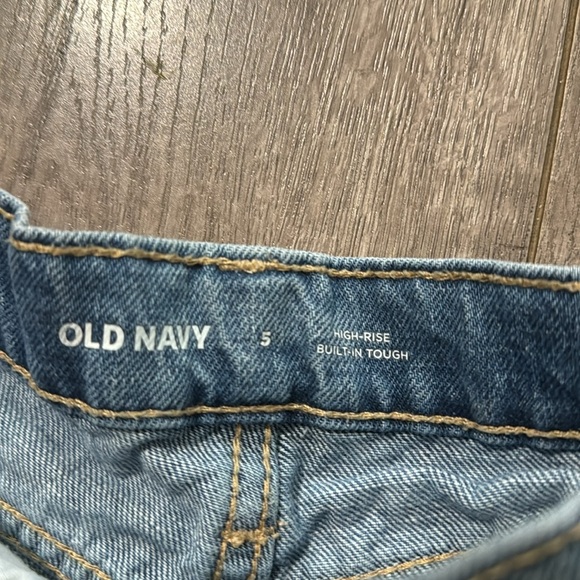 Old navy girls cut off jean shorts 5 - Picture 3 of 4